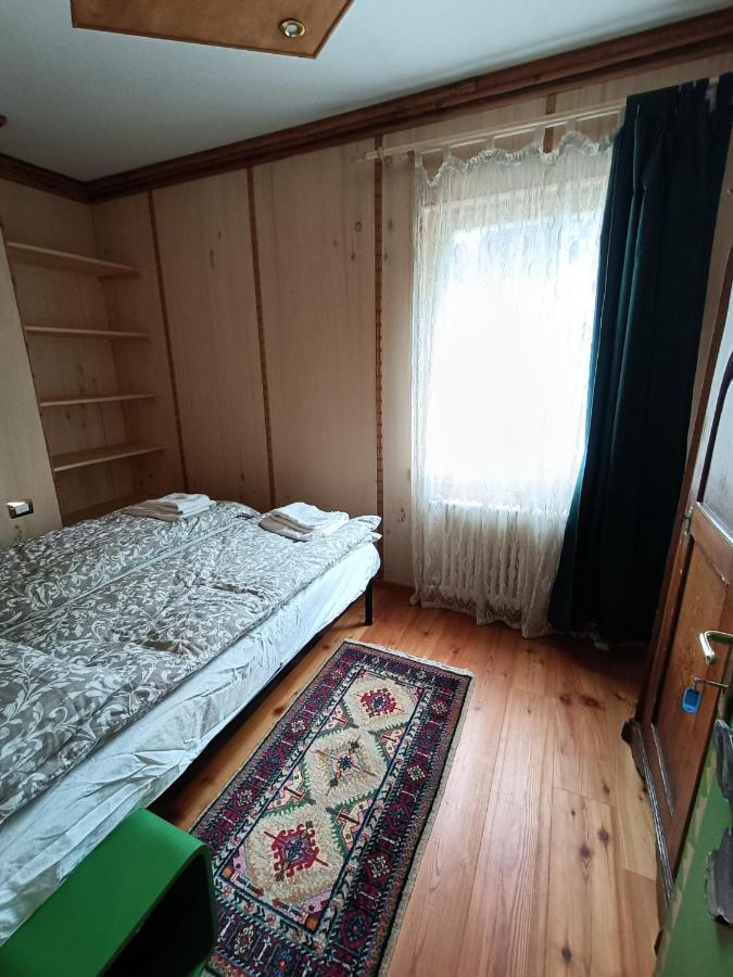 Resort Curalibera Ronzone Eksteriør billede